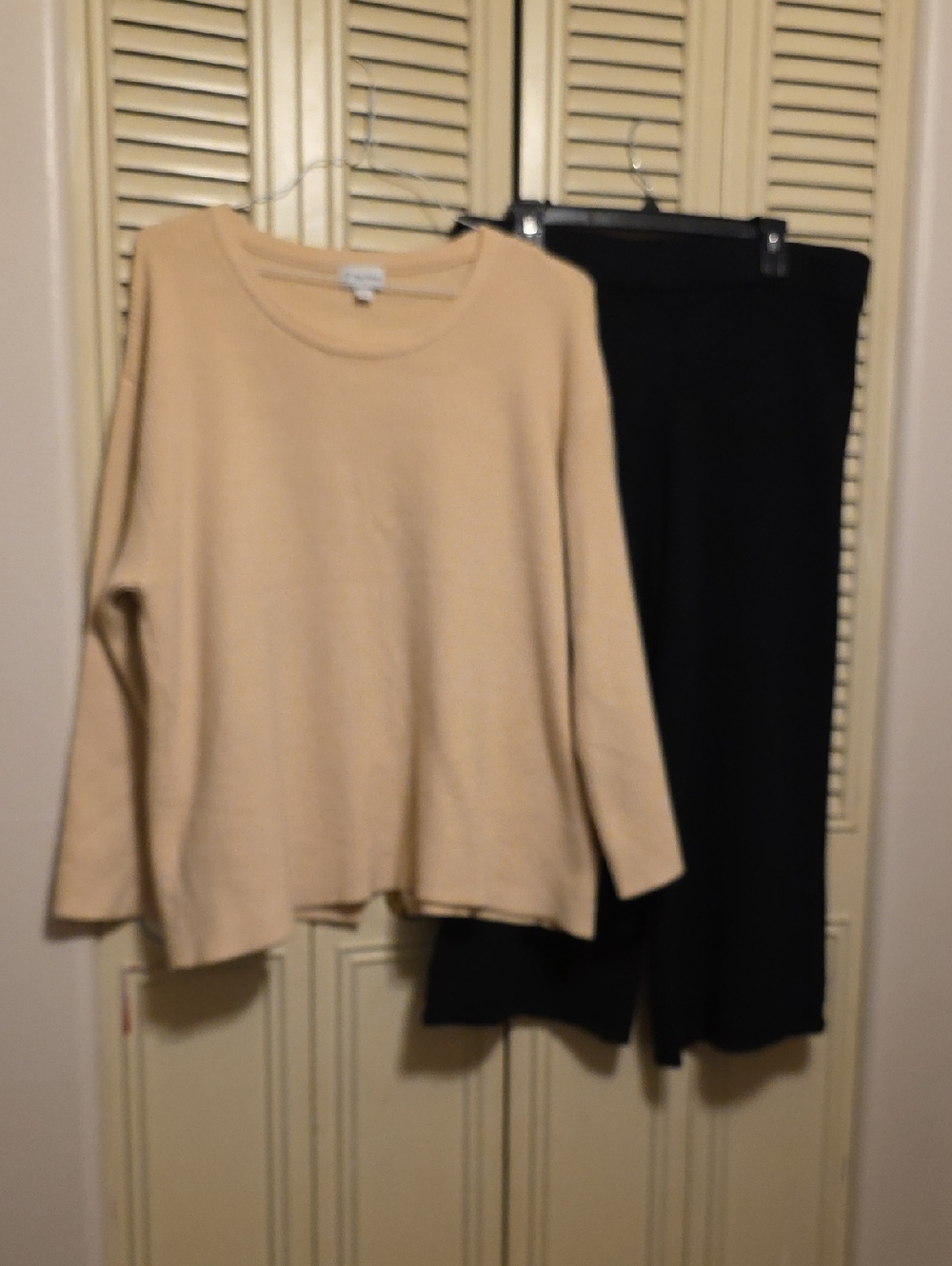 Cream Knit Long-Sleeve Sweater by